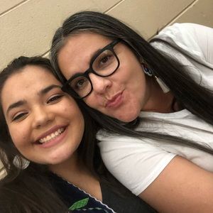 Meet your Posher, Naomi